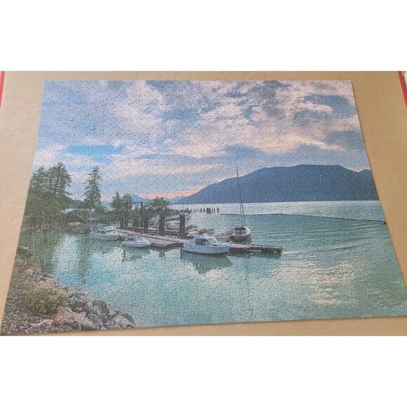 Enovoe – An Evening in Vancouver 1000-Piece Puzzle – EUC - Picture 4 of 5